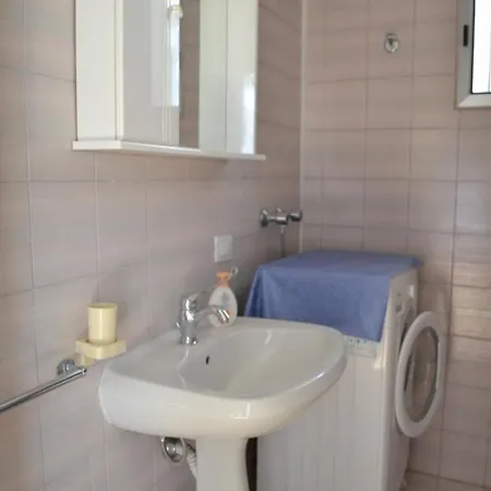 Holiday home Villetta Eos
